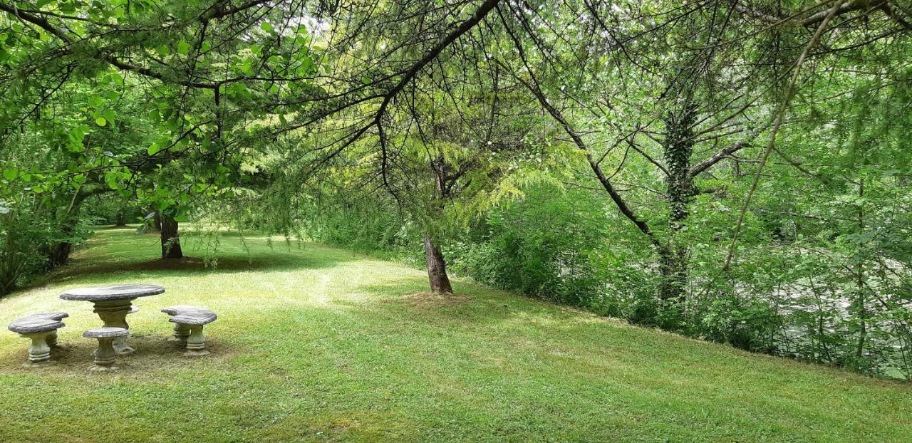 Bed and Breakfast Moulin De Benedicty Vers  Экстерьер фото